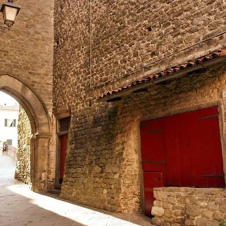Palazzo Cortesini Apartment Pontremoli